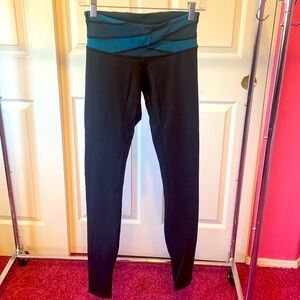 Women’s Lulu Lemon leggings. No tags, approx size 2. Good condition
